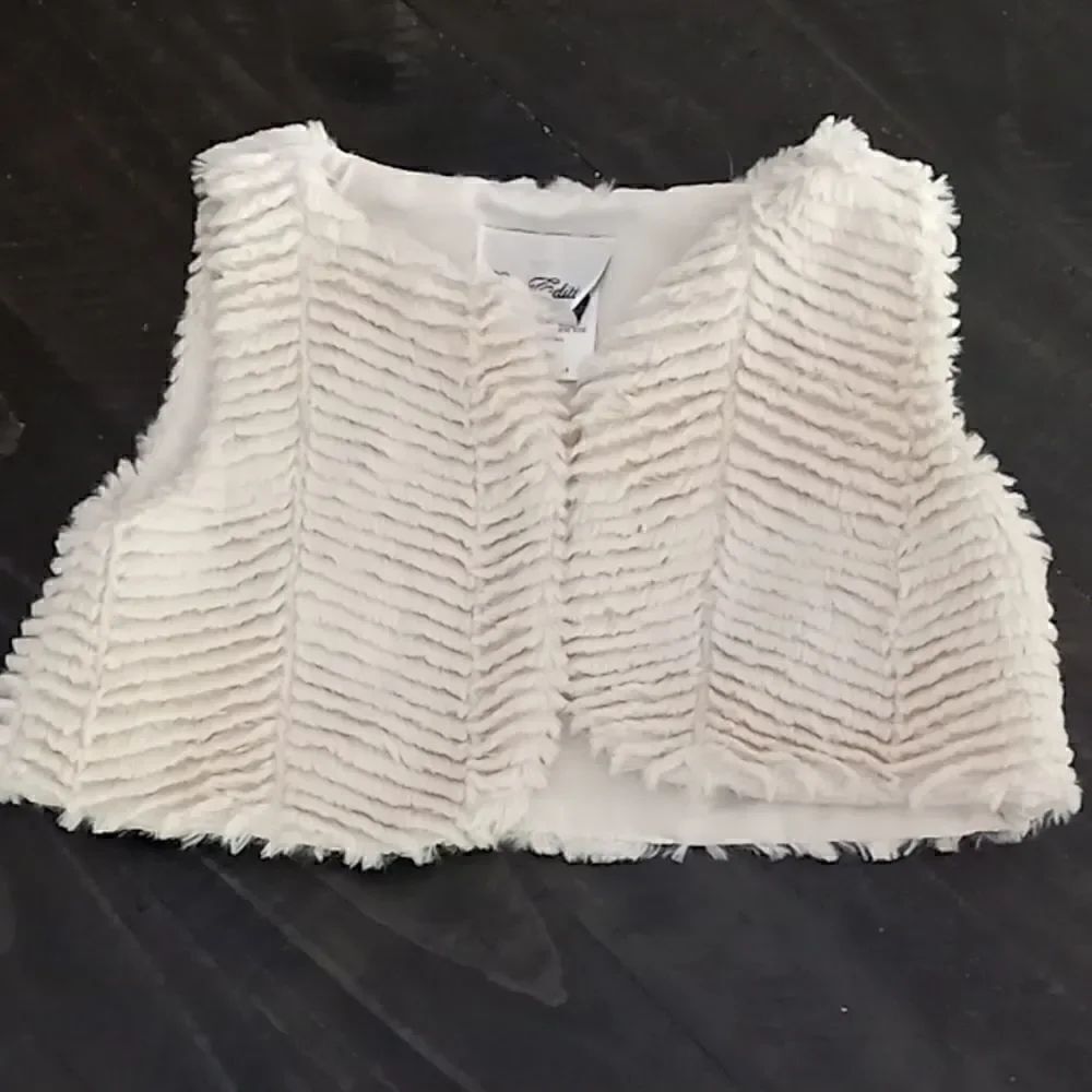 Rare Editions vest